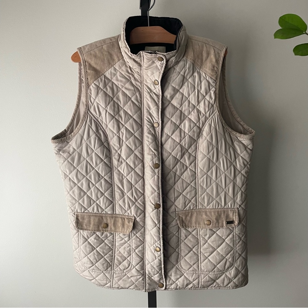 Vintage Quilted Sleeveless Vest in Light Beige and Tan